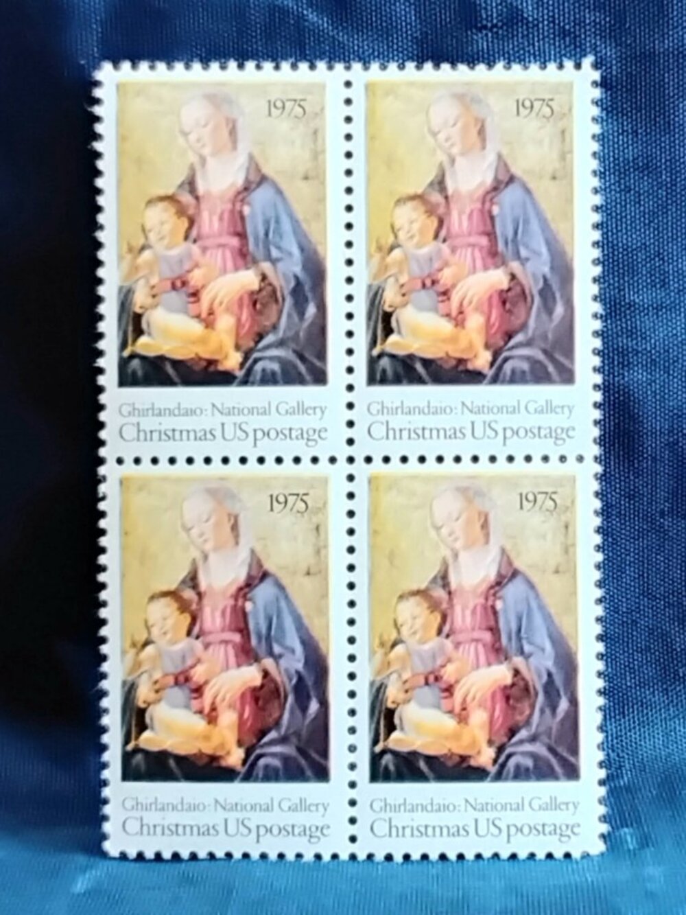 Uncirculated Block of USA 1975 Christmas National Gallery Cent Stamps!!